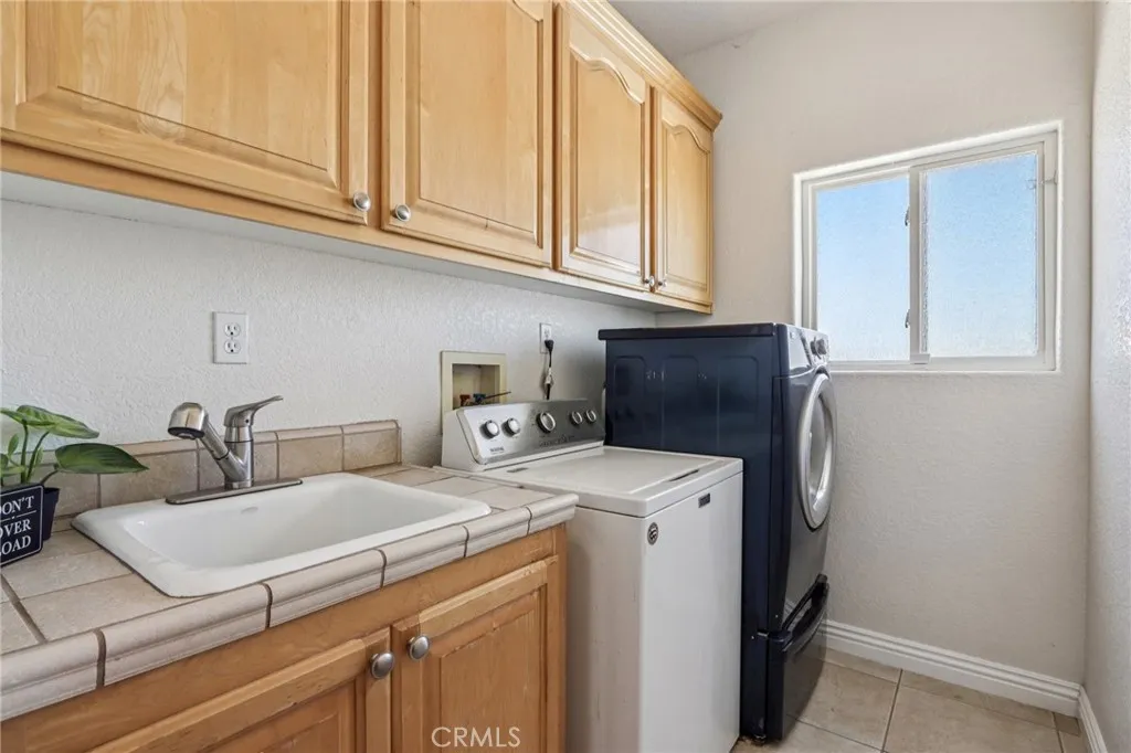 Additional image 32 of 8294 Aster Road, Oak Hills, CA 92344