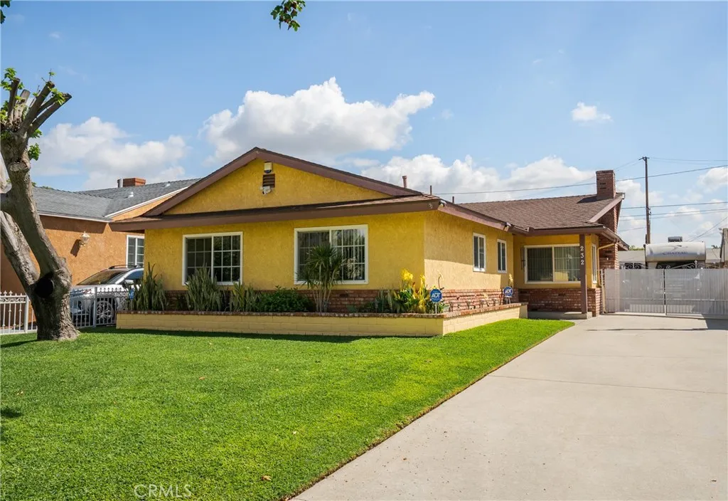 Additional image 30 of 232 N Aspan Ave, Azusa, CA 91702