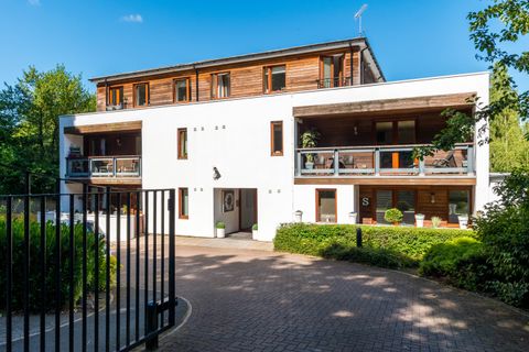 Eton Court, 11 Allerton Park, Leeds, West Yorkshire LS7