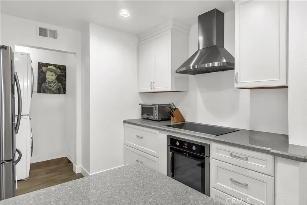 Additional image 9 of 358 Villa Point Dr, Newport Beach, CA 92660