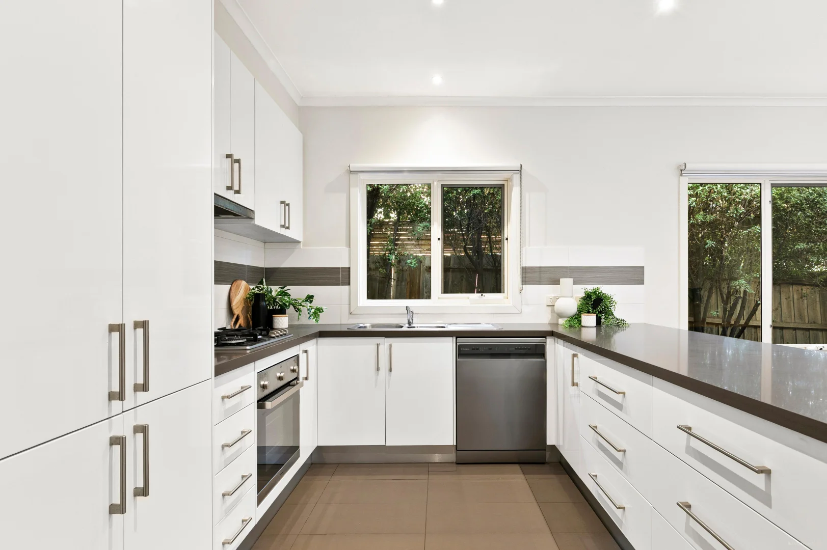 Additional image 5 of 2/36 Kulnine Avenue, Mitcham VIC 3132