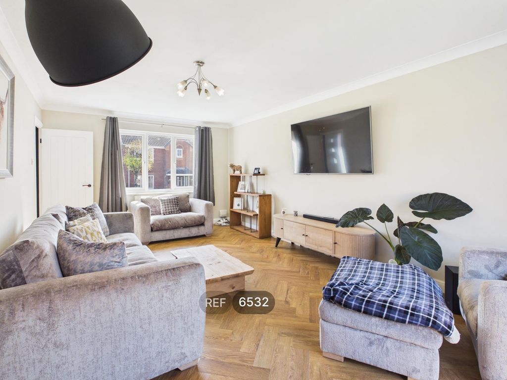 Additional image 12 of 4 bed detached house to rentPelham Close, Beverley HU17