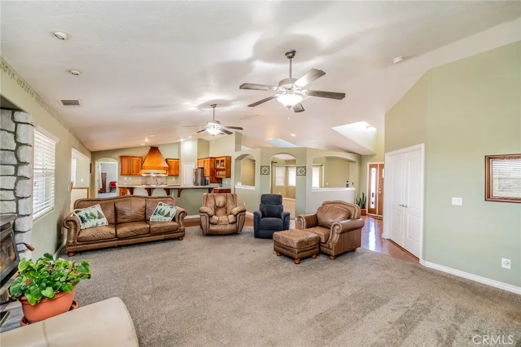 Additional image 58 of 10636 Larch Rd, Oak Hills, CA 92344