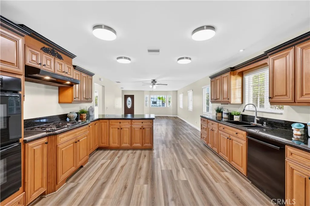 Additional image 15 of 1725 3rd St, La Verne, CA 91750