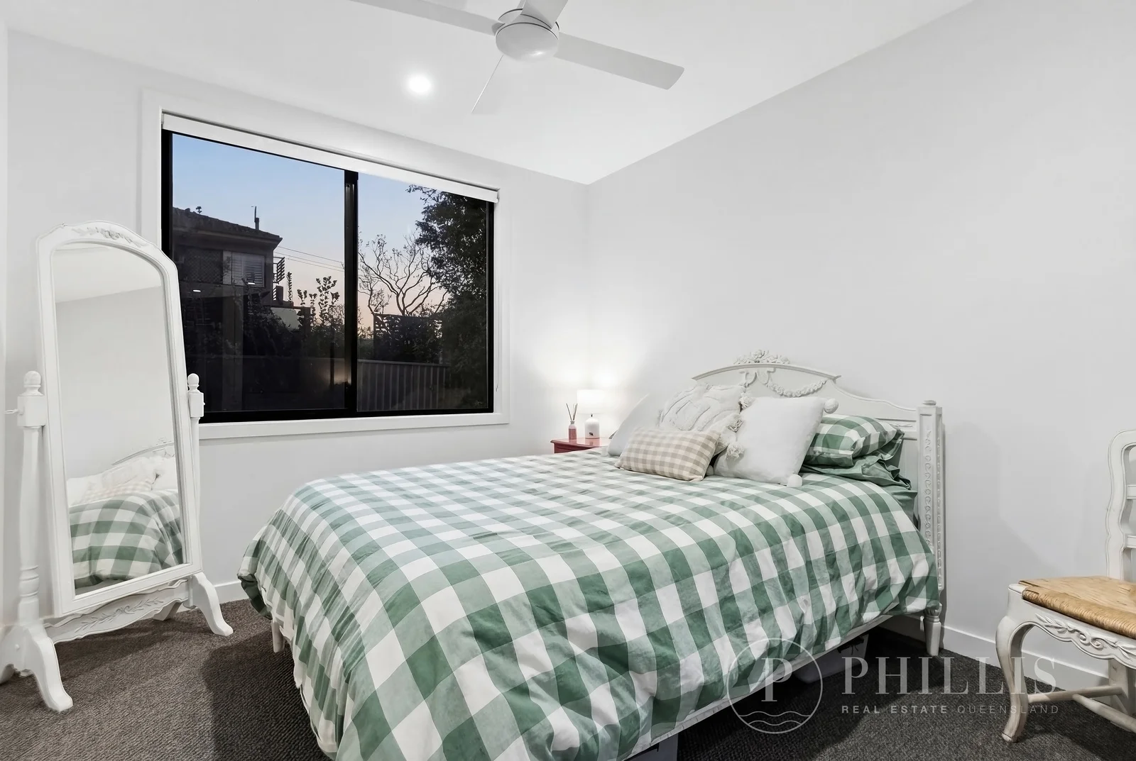 Additional image 18 of 2/8 Thelma Avenue, Biggera Waters QLD 4216