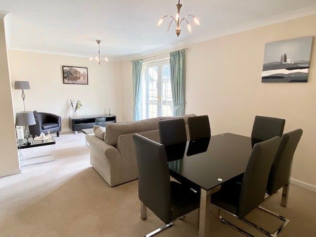 Additional image 3 of 2 bed flat to rentHamilton Park North, Hamilton ML3