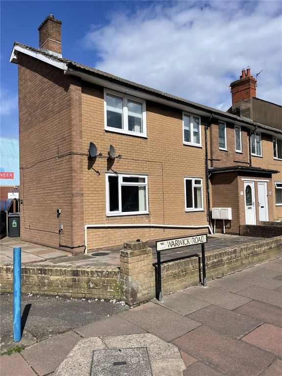 2 bed flat to rentWarwick Road, Carlisle, Cumbria CA1