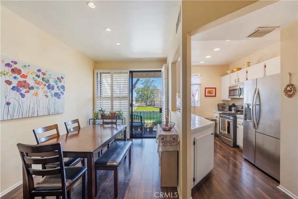 Additional image 6 of 7211 Cozycroft Ave Unit 32, Winnetka, CA 91306