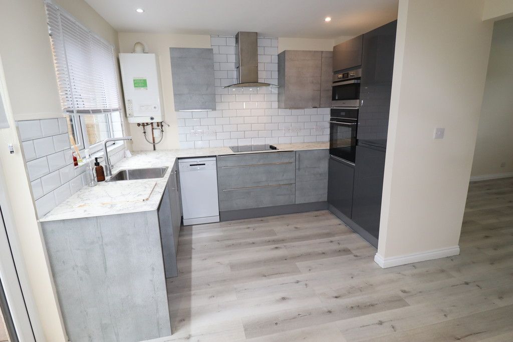 Additional image 7 of 3 bed semi-detached house to rentMeadowpark Road, Bathgate EH48