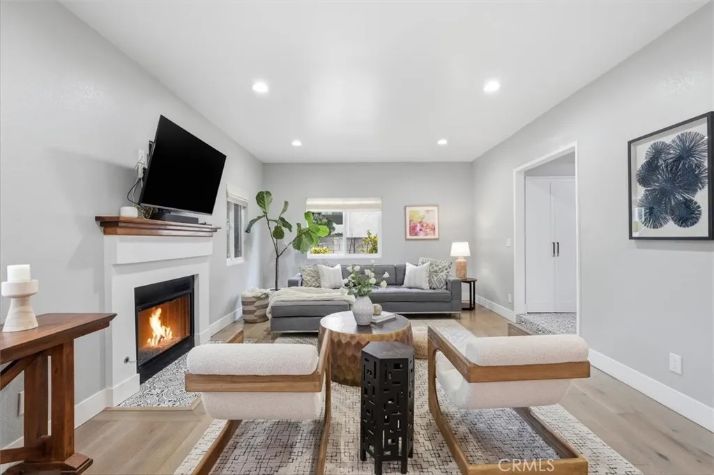 Additional image 8 of 2220 Clark Ln #B, Redondo Beach, CA 90278