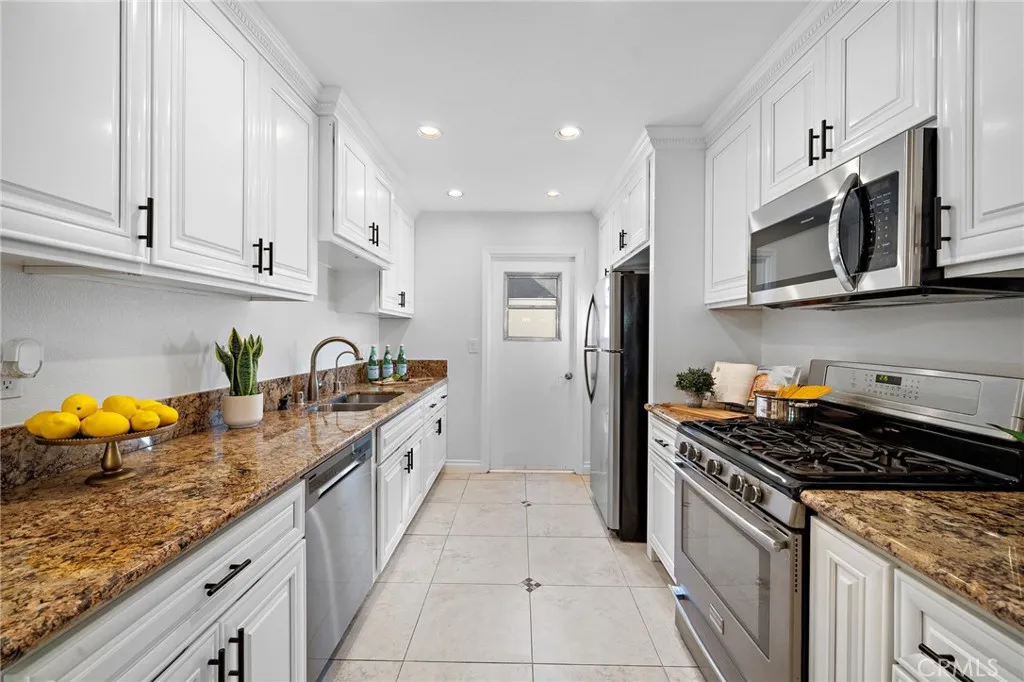 Additional image 34 of 2338 Bunker Hill Way, Costa Mesa, CA 92626