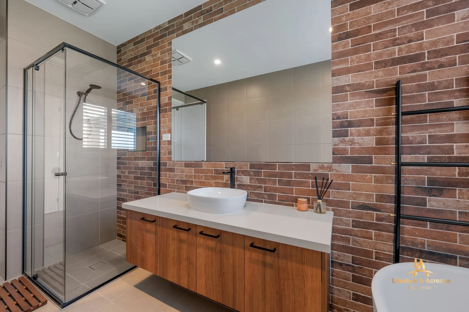 Additional image 22 of 26 ROYAL PINES DRIVE, Drouin VIC 3818