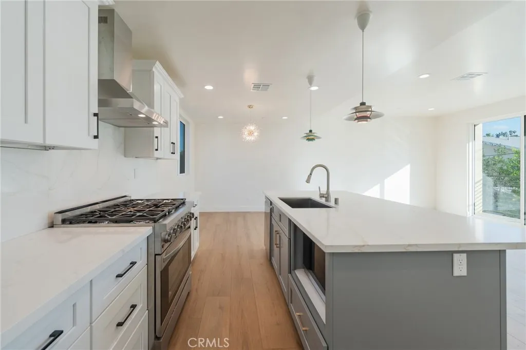 Additional image 41 of 714 N Chestnut Avenue, Los Angeles, CA 90042