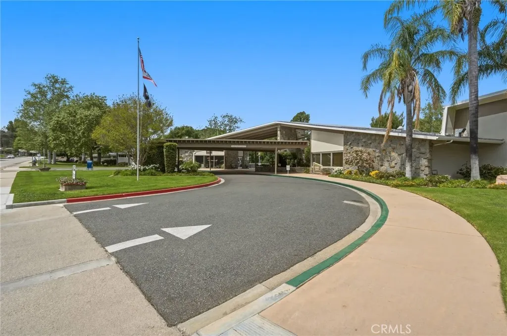 Additional image 40 of 19237 Avenue Of The Oaks Unit B, Newhall, CA 91321