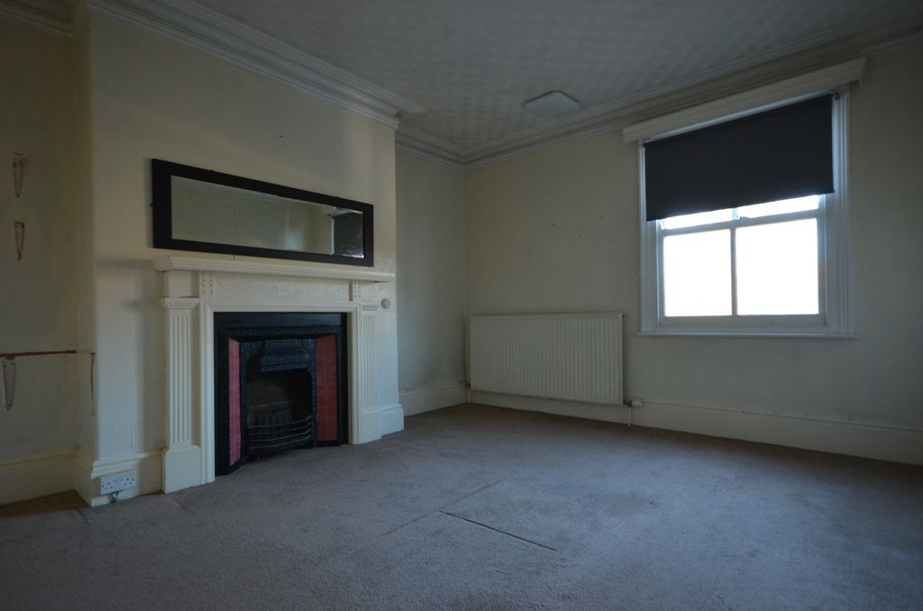 Additional image 17 of 4 bed town house to rentAbbey Road, Grimsby DN32