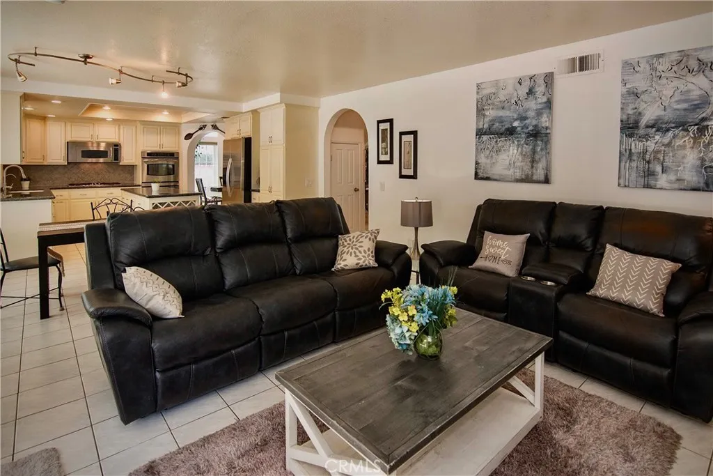 Additional image 72 of 28830 Shadow Valley Ln, Saugus, CA 91390