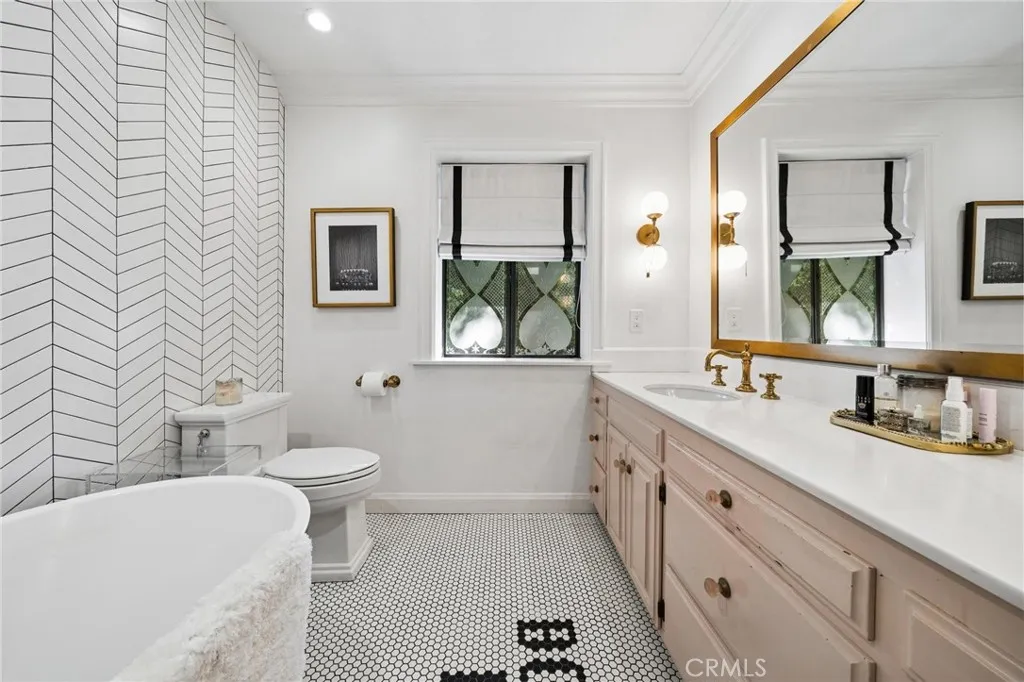 Additional image 45 of 15656 Iron Canyon Rd, Canyon Country, CA 91387