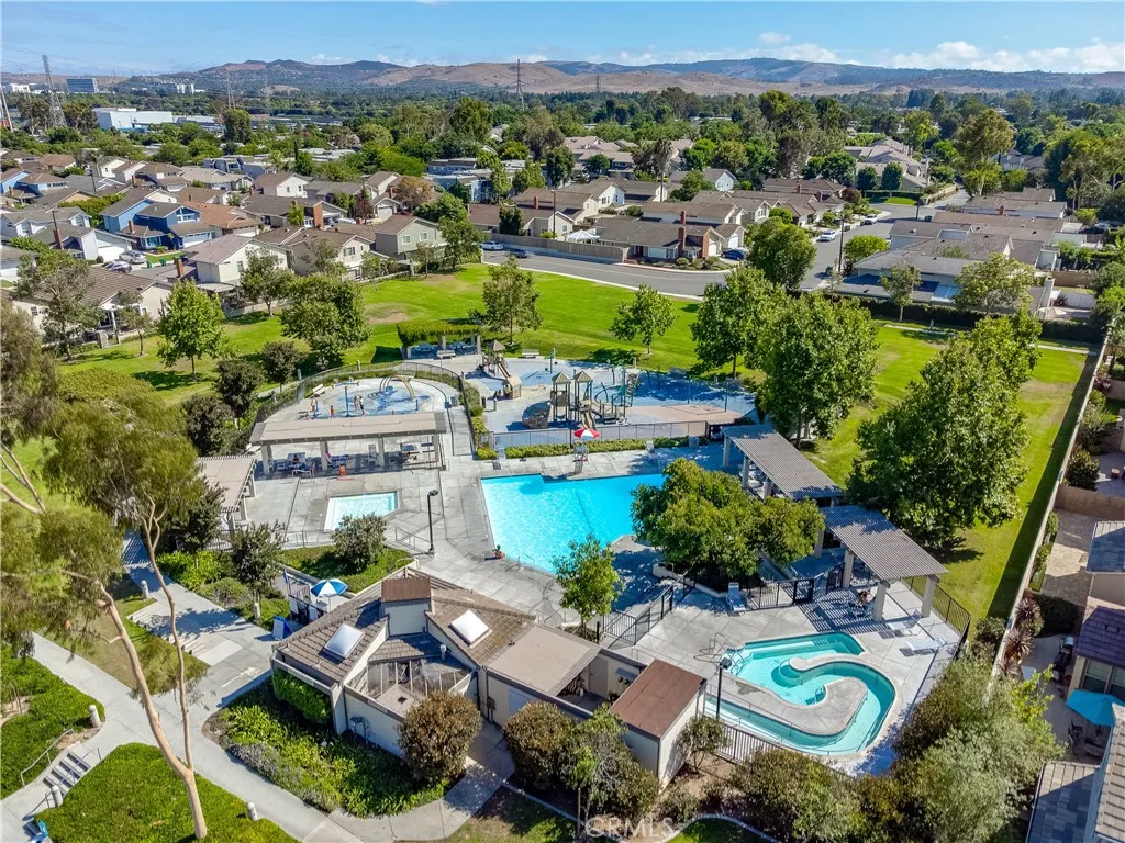 Additional image 52 of 44 Fallbrook, Irvine, CA 92604