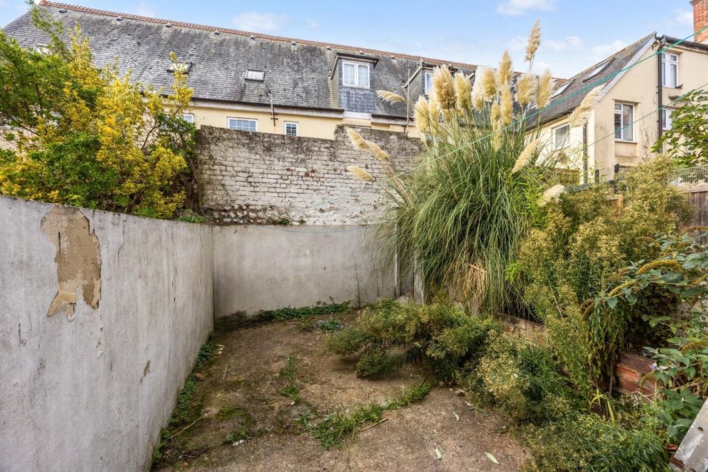 Additional image 15 of 6 bed terraced house to rentSt. Pauls Street, Brighton BN2