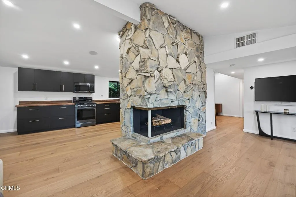 Additional image 60 of 22261 Ybarra Road, Woodland Hills, CA 91364