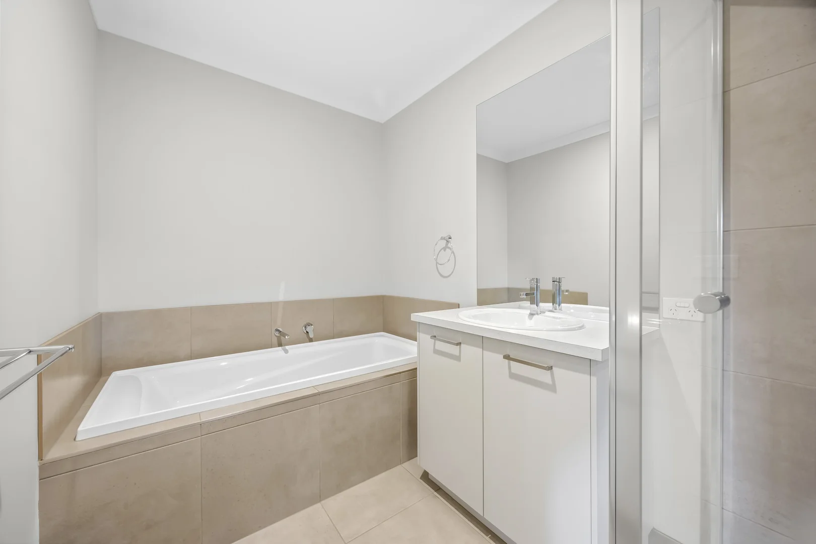 Additional image 23 of 7 Lay Court, Ballan VIC 3342