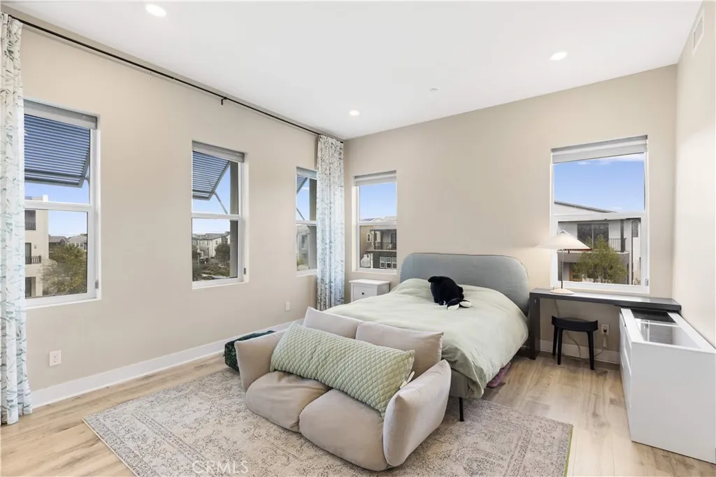 Additional image 33 of 130 Yugen, Irvine, CA 92618