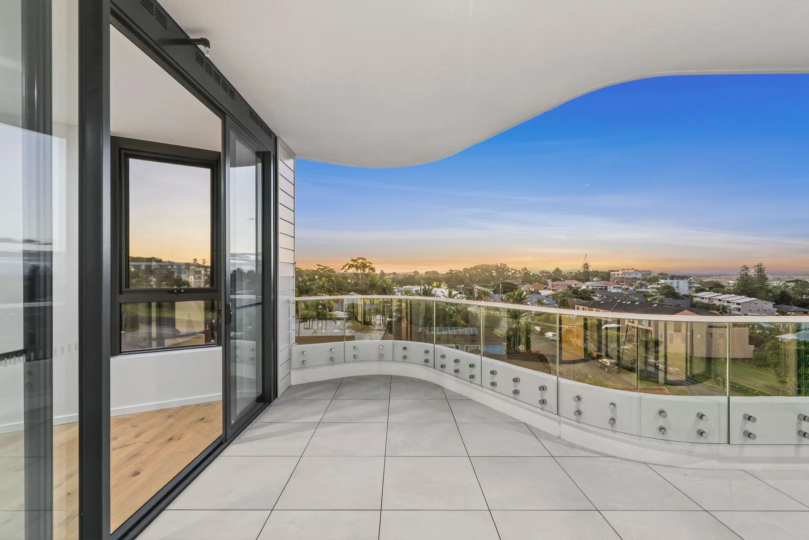 Additional image 3 of 407/28-30 Waugh Street, Port Macquarie NSW 2444