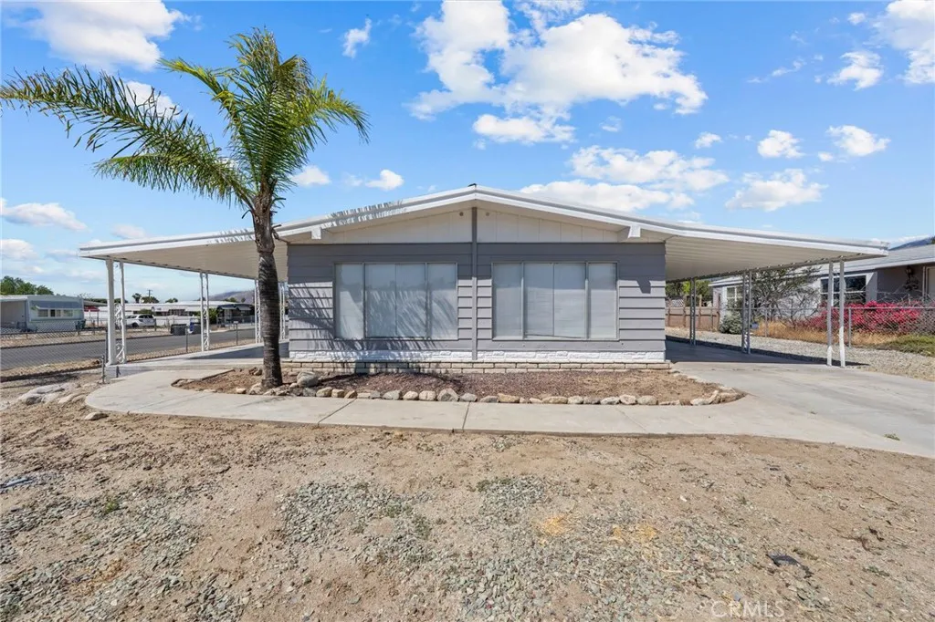 Additional image 3 of 44732 Cornish Ave, Hemet, CA 92544