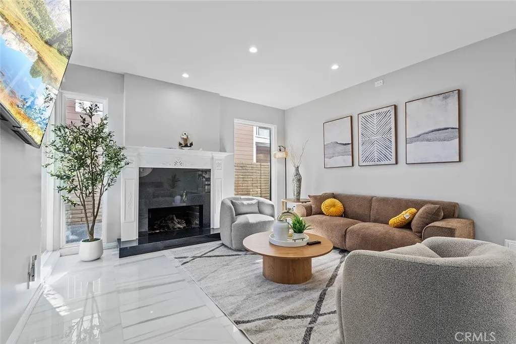 Additional image 56 of 16742 Intrepid Ln, Huntington Beach, CA 92649