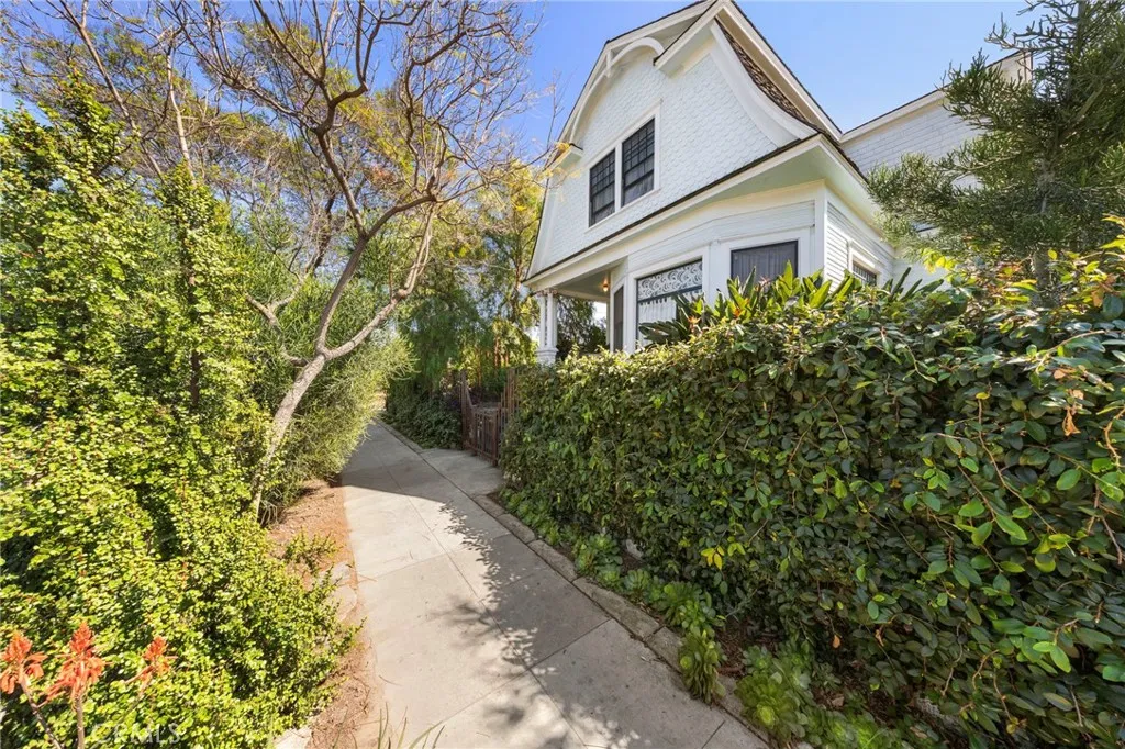 Additional image 67 of 628 W 10th Street, Long Beach, CA 90813