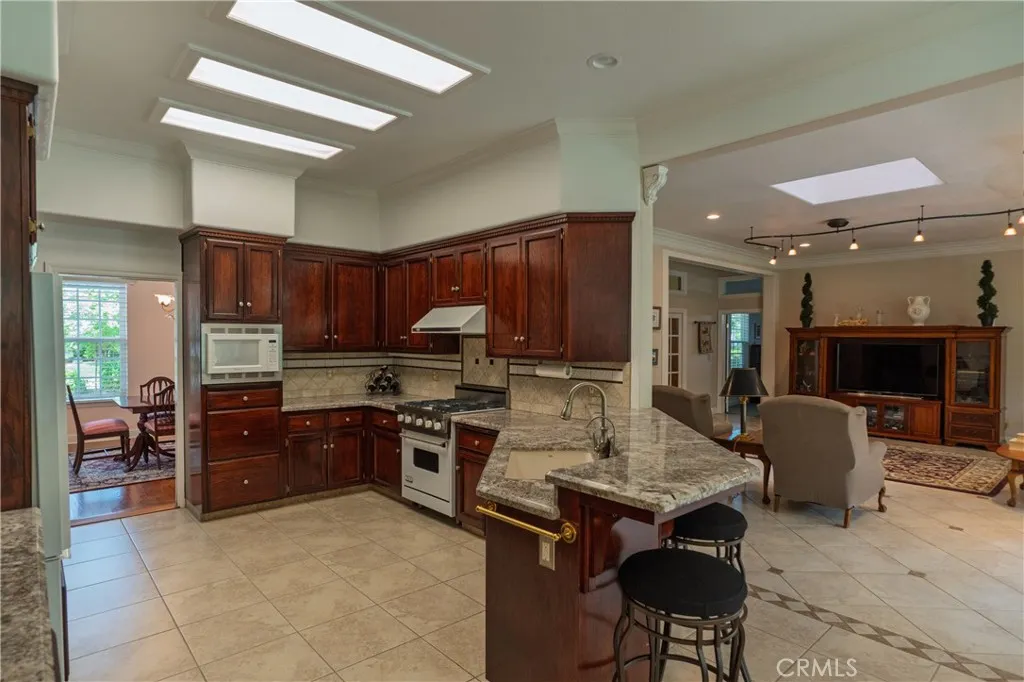 Additional image 56 of 575 Woodlands Dr, Madera, CA 93637