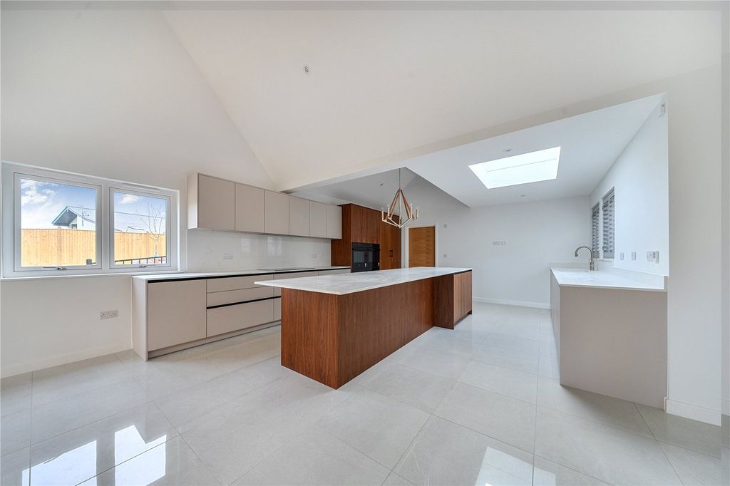 Additional image 3 of 4 bed detached house to rentBlueberry Lane, Knockholt, Sevenoaks, Kent TN14