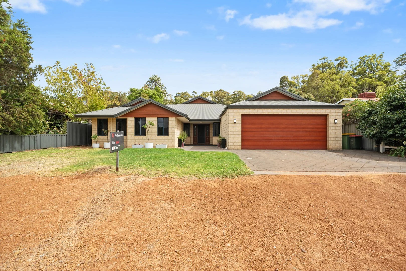 31 Banksiadale Road, Dwellingup WA 6213