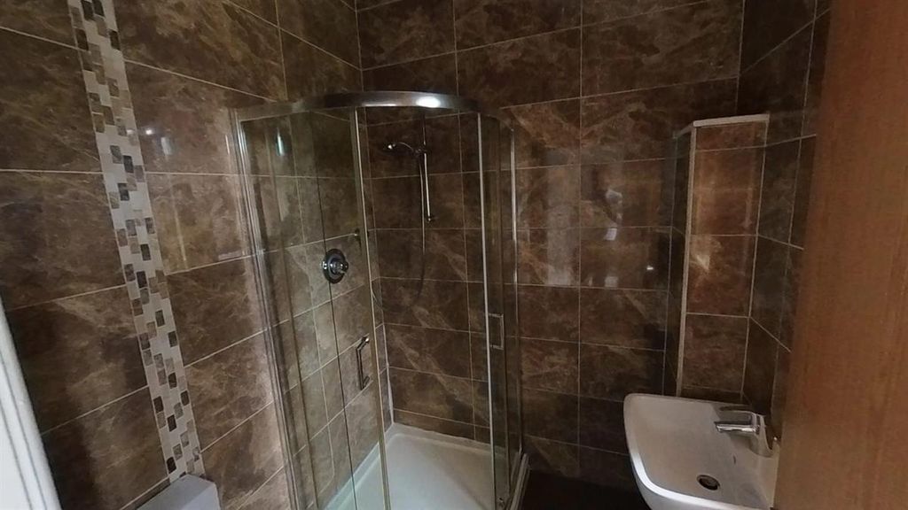 Additional image 14 of 11 bed semi-detached house to rentMauldeth Road Gatley, Manchester M20
