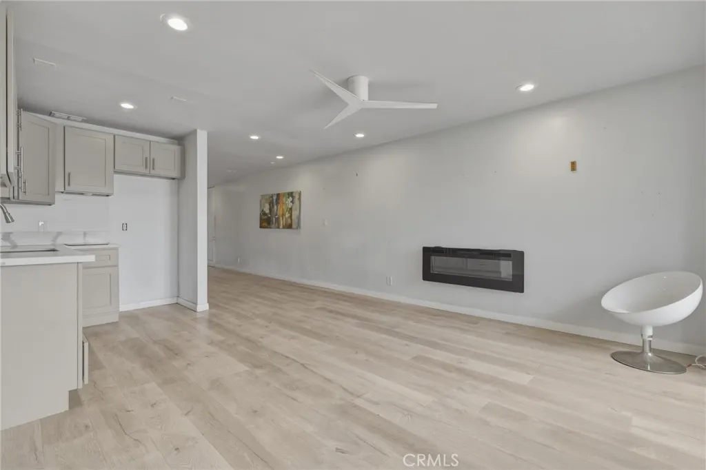 Additional image 6 of 101 Scholz Plz Unit 225, Newport Beach, CA 92663