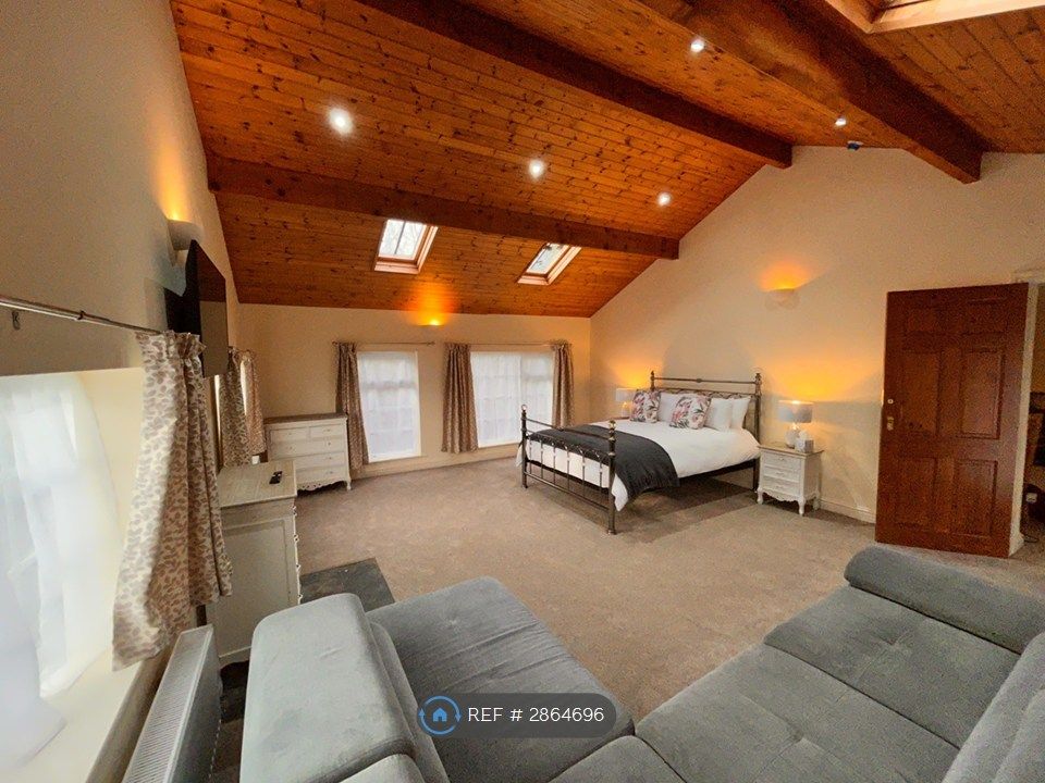 Additional image 3 of 4 bed detached house to rentSagars Road, Wilmslow SK9