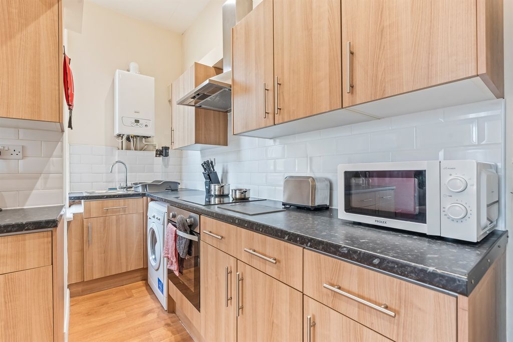3 bed shared accommodation to rentNoel Street, Nottingham NG7 photo 4