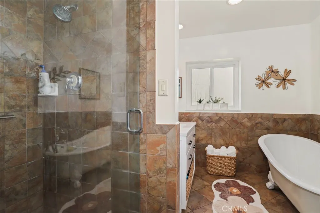 Additional image 60 of 5640 E Deborah St, Long Beach, CA 90815