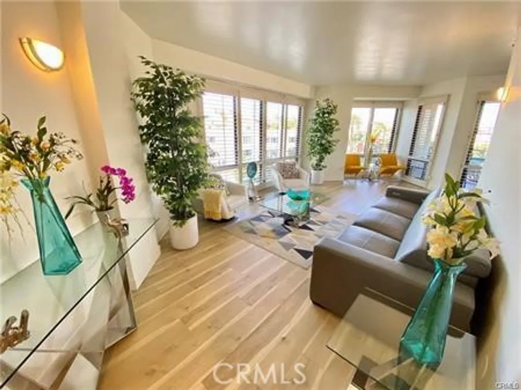 Additional image 18 of 1310 E Ocean Boulevard, Long Beach, CA 90802