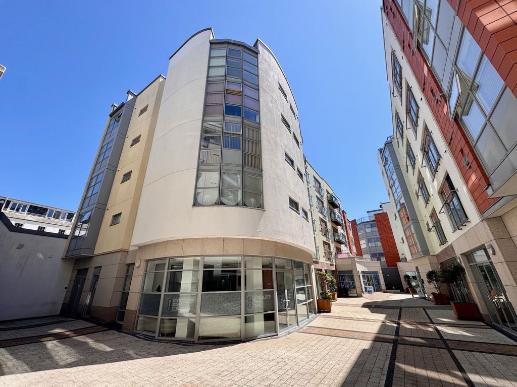1 bed flat to rentGloucester Street, St. Helier JE2