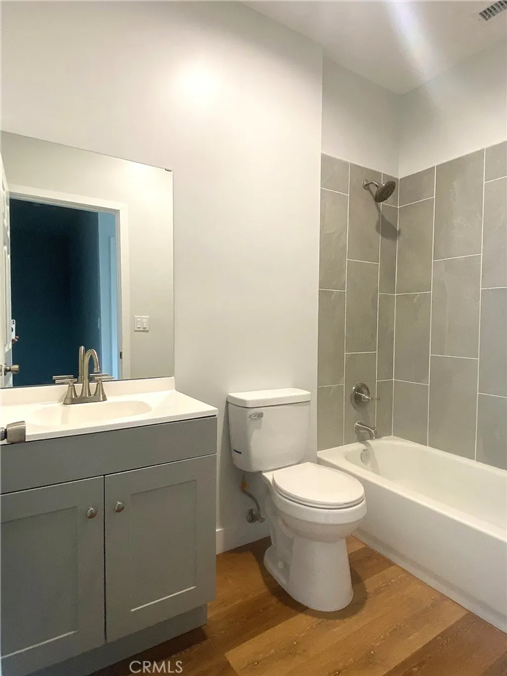 Additional image 17 of 300 Alhambra Road E Unit E, Alhambra, CA 91801