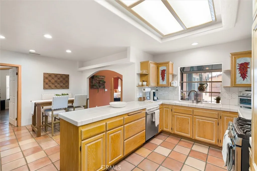 Additional image 44 of 518 W 213th St, Carson, CA 90745