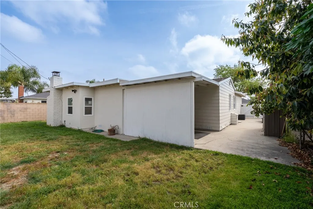 6301 Indiana Avenue, Long Beach, CA 90805