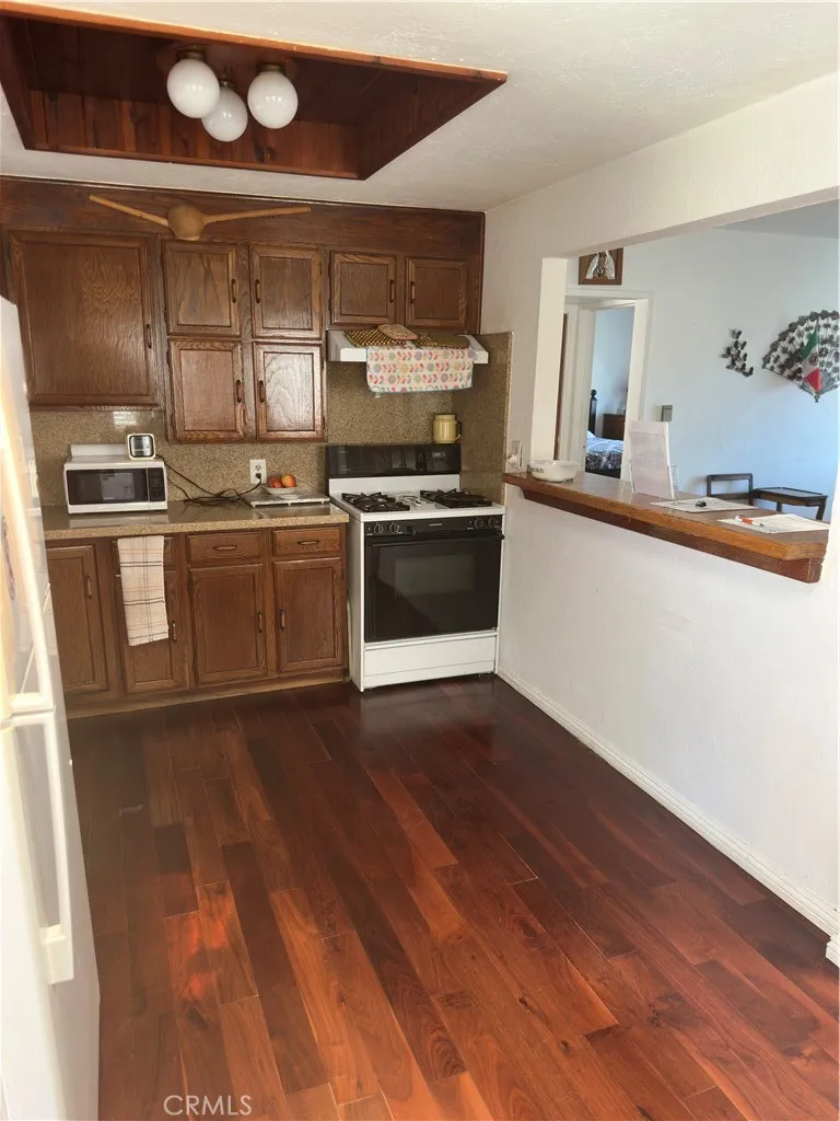 Additional image 39 of 15423 Van Ness Ave, Gardena, CA 90249