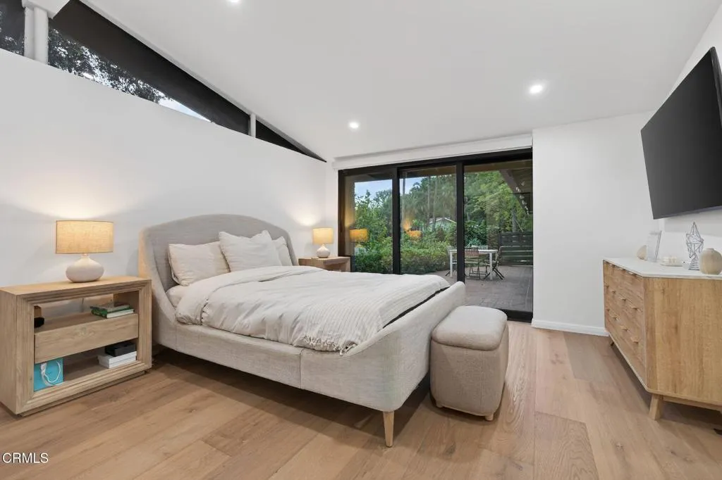 Additional image 25 of 22261 Ybarra Road, Woodland Hills, CA 91364