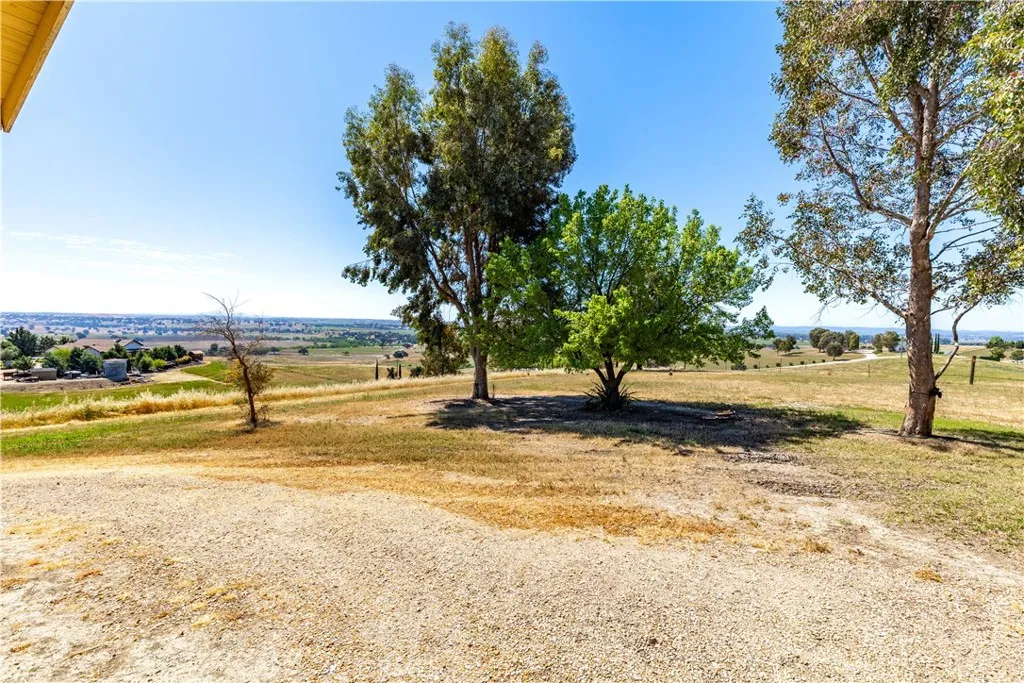 Additional image 91 of 1876 Rancho Lomas Way, San Miguel, CA 93451