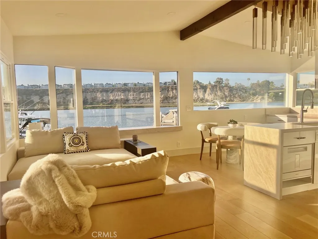 Additional image 12 of 24 Saratoga, Newport Beach, CA 92660
