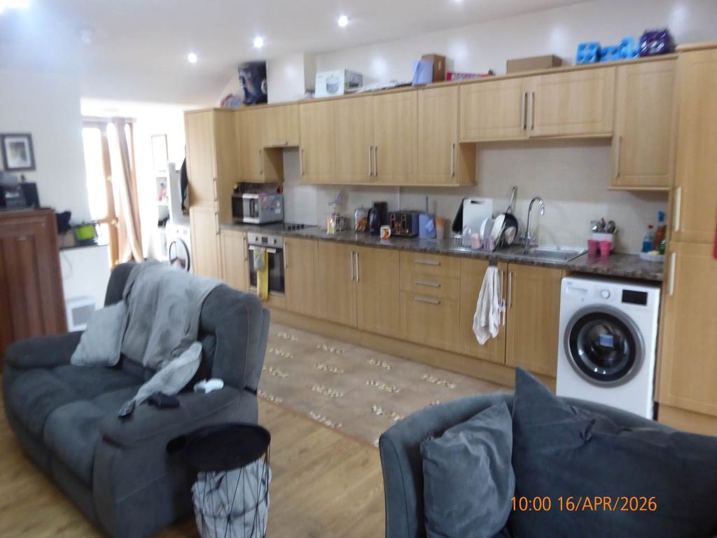 Additional image 2 of 2 bed barn conversion to rentSt. Peters, Carmarthen SA33