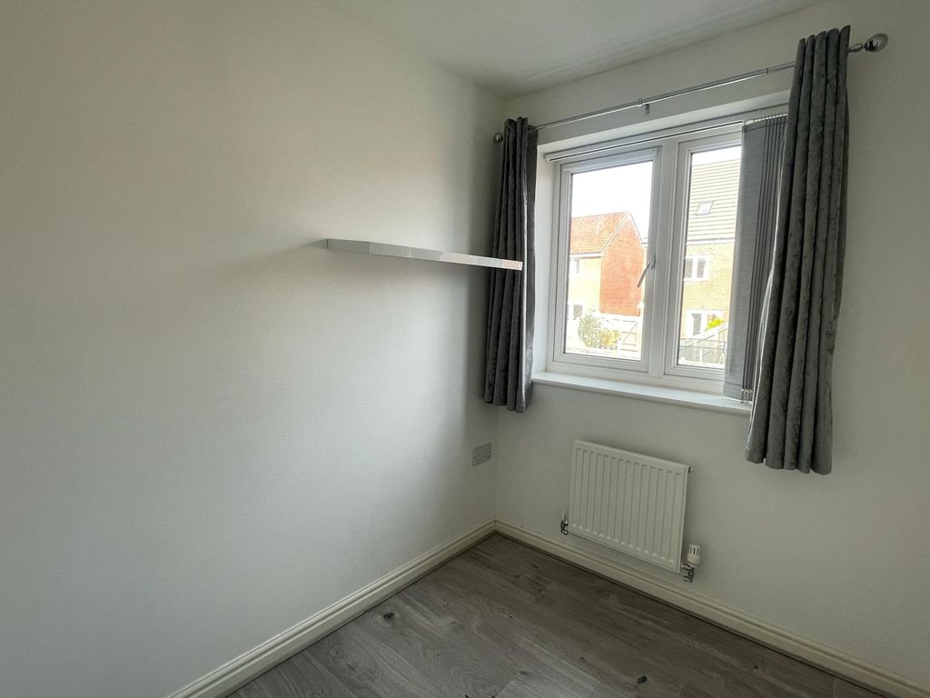 Additional image 7 of 3 bed semi-detached house to rentBolehyde Close, Swindon SN3