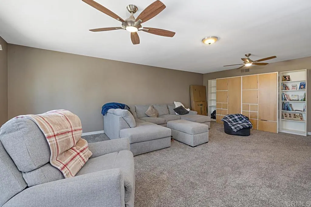 Additional image 63 of 5676 Chateau Dr, San Diego, CA 92117